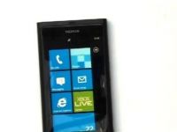 VIDEO Primul telefon Nokia cu Windows. Imagini confidentiale
