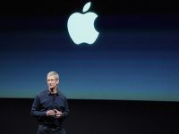 Cum s-a descurcat Tim Cook in locul lui Steve Jobs la lansarea noului iPhone 4s