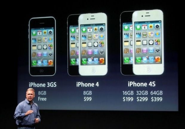 Batalie epica pentru noul iPhone 4S