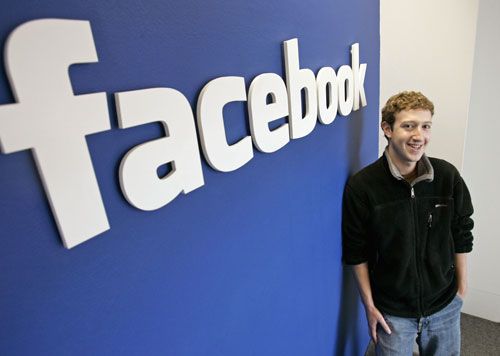 Facebook a fost de 11 ori in pragul DISPARITIEI: 11 gafe incredibile ale lui Zuckerberg cu care putea distruge fenomenul momentului