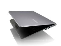 Micutele laptopuri Seria 5 ULTRA de la Samsung au ajuns in Romania