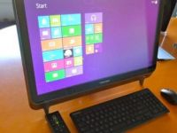 Toshiba anunta primul calculator pentru Windows 8