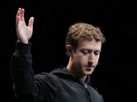 Mark Zuckerberg, la un pas de a pierde jumatate din Facebook. Ce contract a semnat fondatorul retelei acum 10 ani