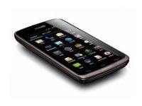 Philips W832 Xenium, un smartphone dual-SIM cu ecran mare si procesor dual-core