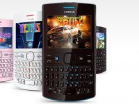 Asha 205, primul telefon Nokia cu buton de Facebook. Pret si specificatii tehnice