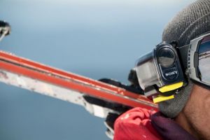 Sony HDR-AS15 Action Cam, camera video Full-HD pentru sporturi extreme si filmari de actiune