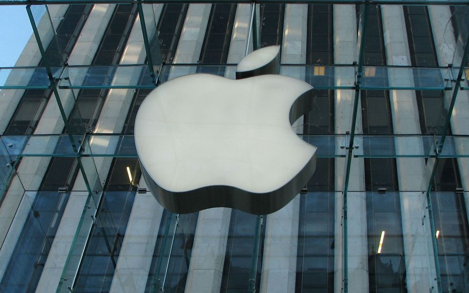 Apple, vanzari de aproape 50 de milioane de iPhone-uri. Ce profit record a obtinut compania