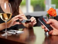 MWC 2013: Comanzi la restaurant, platesti la magazin si iei cupoane de reduceri cu o simpla aplicatie
