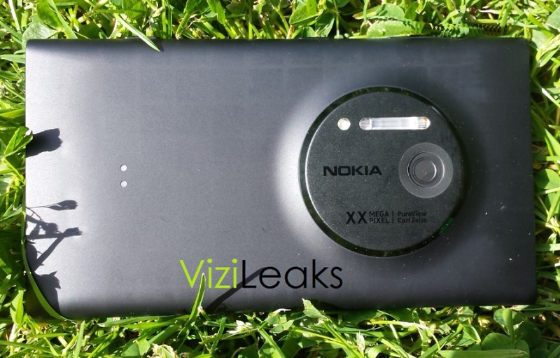 Nokia Lumia 1020 va fi, cel mai probabil, numele telefonului Nokia EOS, cu supercamera foto