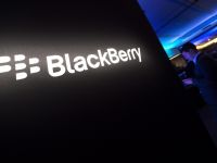 BlackBerry a cumparat un avion cu cateva luni inainte de a anunta pierderi de aproape 1 mld. dolari