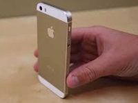 Un iPhone 5S auriu s-a vandut pe eBay contra sumei de 10.100 dolari