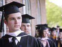 Studentii au sansa sa lucreze in companii mari din IT C din tara si din strainatate. Incepe Stagii pe bune 2014