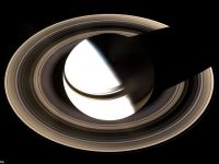 NASA a facut publice o serie de fotografii ale planetei Saturn facute de la 1,2 milioane de kilometri distanta FOTO