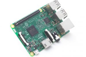 A aparut noul Raspberry Pi 3, calculatorul cat un card. Cat costa noua versiune