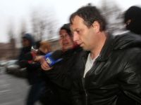 Hackerul roman Guccifer sustine ca i-a spart mailul lui Hillary Clinton: A fost foarte usor