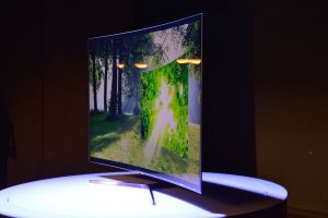 Samsung a lansat in Romania noua serie SUHD TV 2016!