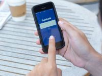 Facebook vrea sa ne puna la plata! Pentru ce vom scoate bani din buzunar
