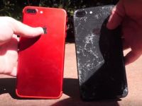 Test de rezistenta iPhone 8 Plus versus iPhone 7 Plus! Ce se intampla cand le scapi pe asfalt
