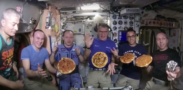 Provocare pentru astronauti: ce s-a intamplat cand au vrut sa prepare o pizza pe Statia Spatiala Internationala