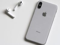 Zvonurile se confirma! Apple reduce la jumatate productia pentru iPhone X