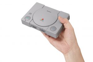 Sony lansează consola în miniatură PlayStation Classic, cu 20 de jocuri originale incluse