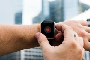 Cele mai utile smartwatch-uri pentru cei care fac fitness sau sunt la dietă