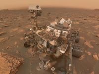 Descoperirea neașteptată făcută de robotul Curiosity pe cel mai misterios munte de pe Marte