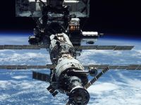 Premieră în explorarea spațială: o capsulă Space X s-a conectat la Stația Spațială Internațională