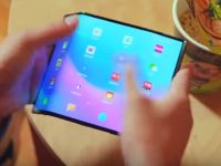 Telefonul cu pliere dublă de la Xiaomi, surprins într-o înregistrare video