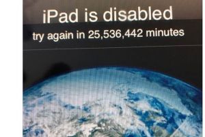 iPad-ul unui bărbat a rămas blocat pentru 49 de ani! Ce s-a întâmplat