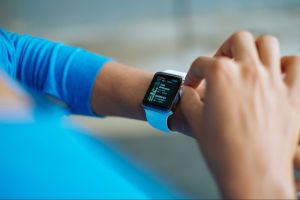 Schimbări decisive pe piața de wearables. Compania surpriză care domină clasamentul mondial