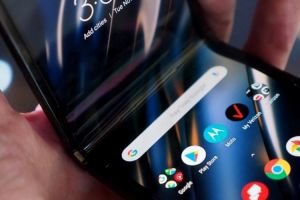 Primele imagini cu Razr 2020. Cum arată telefonul care continuă seria iconică Motorola și anul acesta