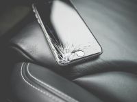 Cercetătorii coreeni au inventat un ecran de smartphone care se repară singur, în doar 20 de minute