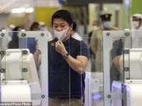 Adio pașapoarte! Aeroportul din Dubai testează un sistem de check-in prin scanarea irisului