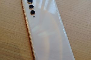 Velvet 2 Pro și LG Rollable, disponibile în ediție limitată. Cine le poate cumpăra?