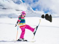 (P) Beneficiile skiului pentru copii