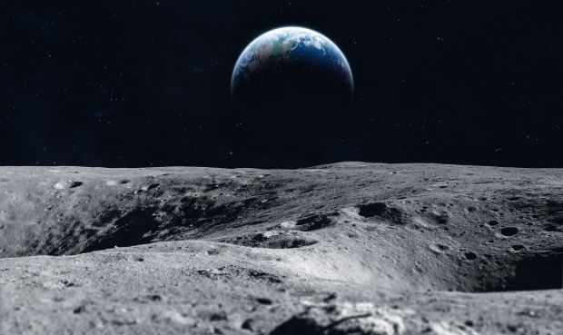 Suprafața Lunii are suficient oxigen pentru a susține viața pentru miliarde de oameni, timp de 100.000 de ani